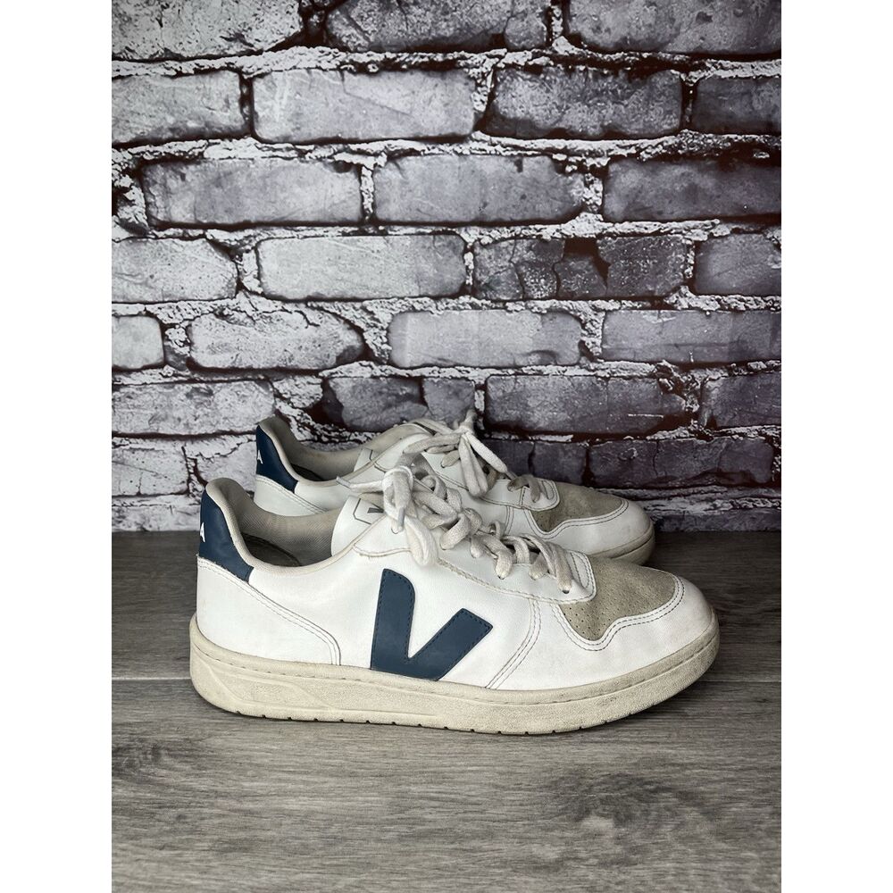 VEJA V-10 CWL Trainers White California Low Top Sneakers Athletic Men’s 10.5M US